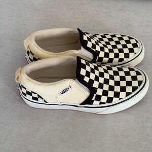 Kids classic slip on Vans